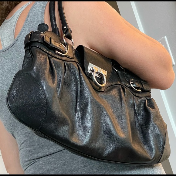 Salvatore Ferragamo Marissa Gancini hand bag - Picture 11 of 11